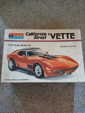 Monogram California Street Vette Model Kit
