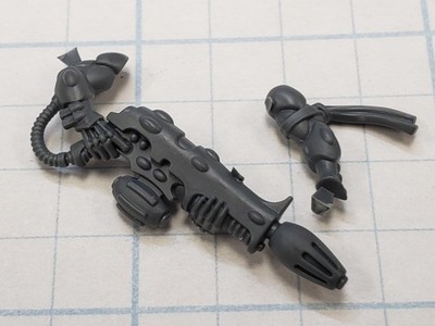 40K Aeldrari Bits Eldar Fire Dragon Fusion Gun w Arm #54 