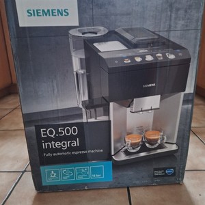 SIEMENS EQ.500 Integral  TQ 503DO1  Kaffeevollautomat Klavierlack  TOP OVP