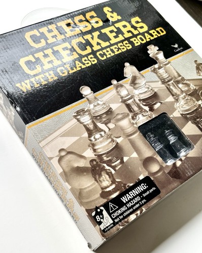NIB Glass Chess & Checkers Clear and Frosted Pieces by Cardinal NEW! OPEN BOX - Picture 7 of 10
