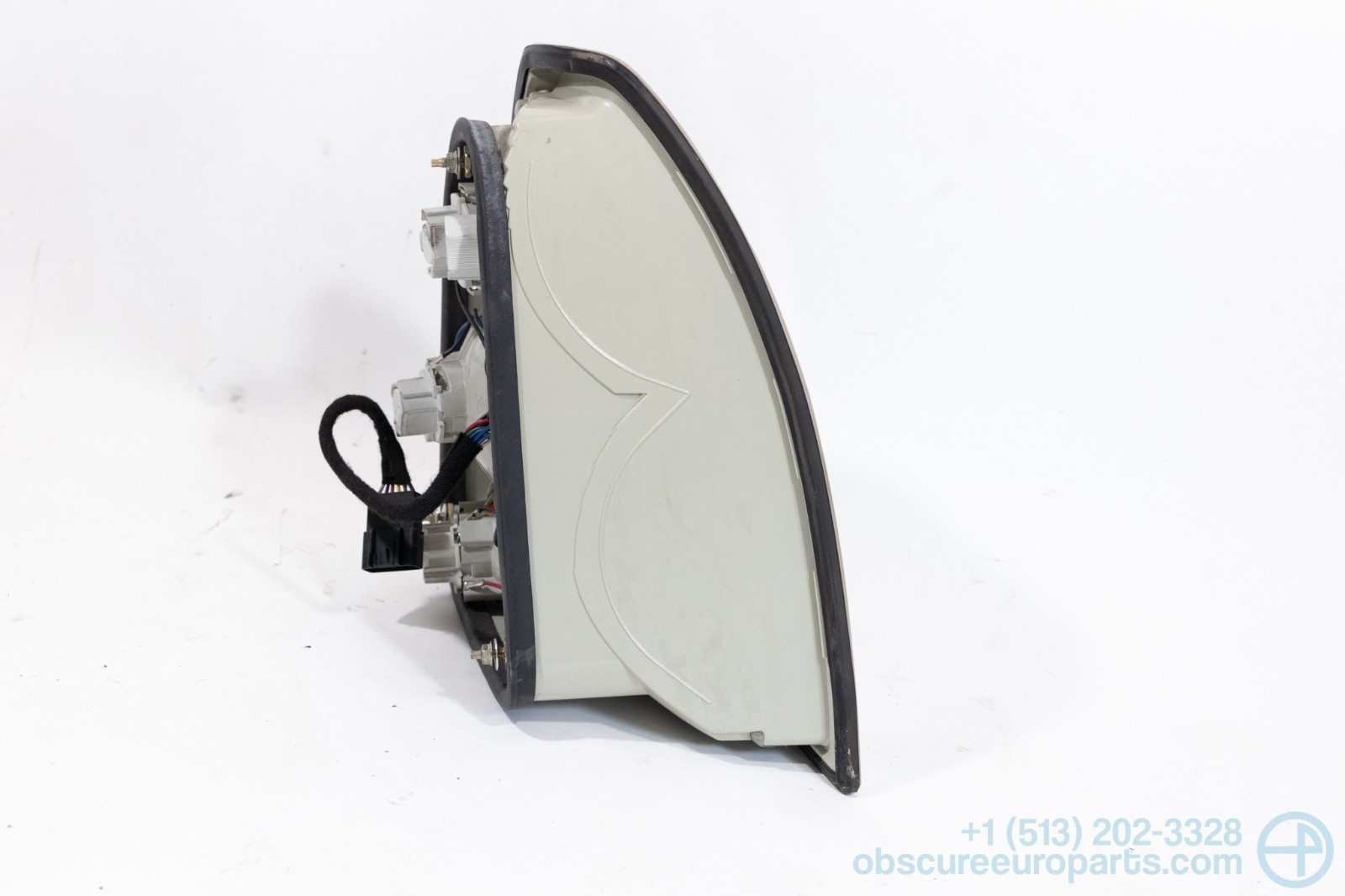 Used 2003-2008 Maserati M139 Quattroporte Right Tail Light