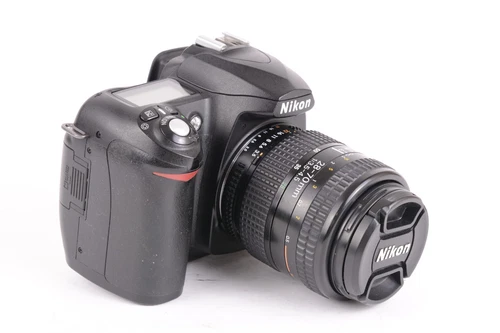 Nikon D50 6.1MP Body DSLR w/AF 28-70mm f/3.5-4.5 SC: 18.2k #Z-31837