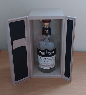 Midleton Very Rare 2024 box and bottle