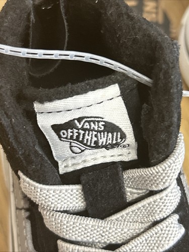 Vans Off The Wall Toddler Shoes. Black High Top. Gray Stripe. Size 2. New No Box - Picture 3 of 10
