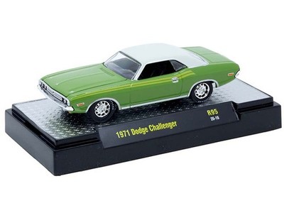 1971 Dodge Challenger Green w/ White Top Detroit Muscle Release 95 1:64 Model