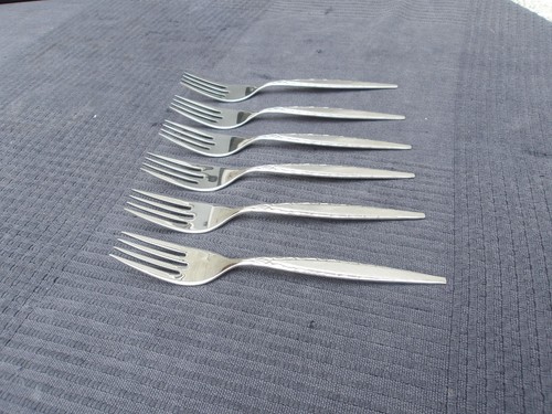 Boxed Set of 6 ONEIDA 'Arabesque' Community Stainless Steel Tea Forks - New - Picture 8 of 21