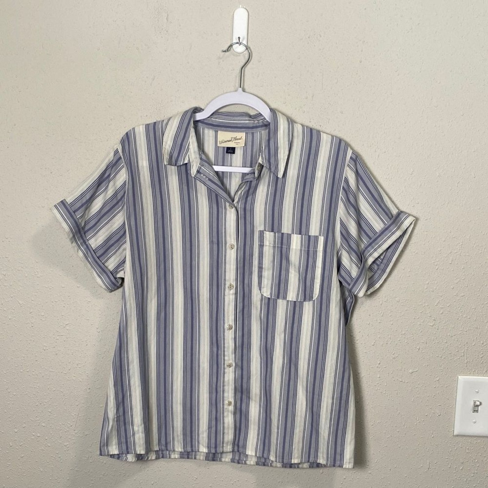 Universal Thread Striped Button Front Shirt Beach… - image 9