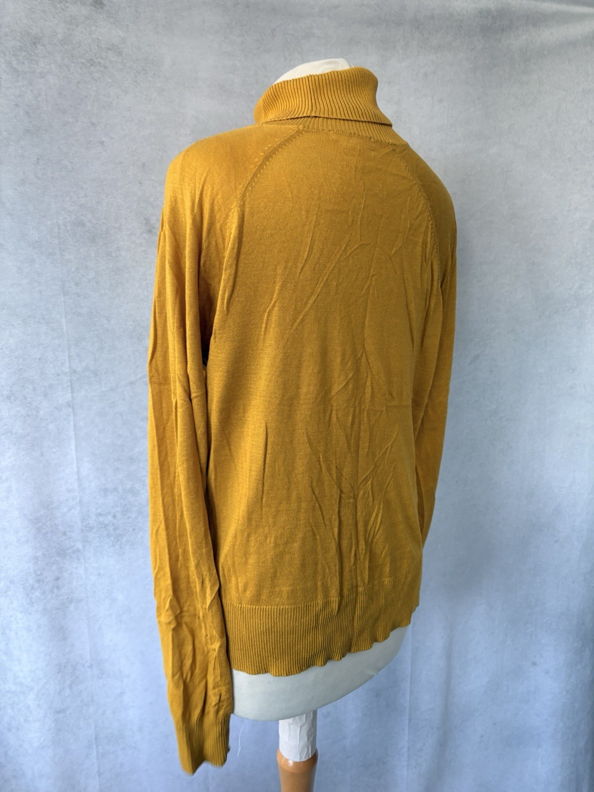 H&M Mustard Roll Neck Jumper L Long Sleeve Pulllver Acrylic Blend Knit Women’s thumbnail 5