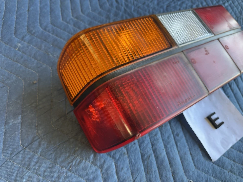 1986-1993 Volvo 240 244 Sedan Left Rear 6 Panel Tail Light Assembly OEM #4894E - Image 2 of 4