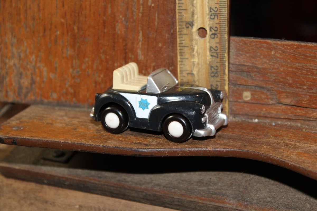 a&w エンダー　ルーティ　車 A&W Root Beer Police Convertible Car Premium | eBay