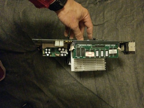 Compaq ProLiant ML370 circuit board w/ pentium III processor and 5 plug-in cards - Bild 10 von 12