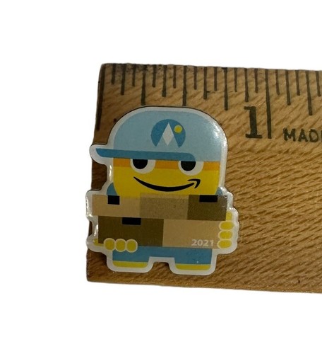 Amazon Peccy 2021 Peak Delivery Pin - Picture 4 of 5