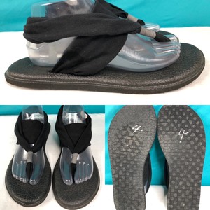 sanuk cloth sandals