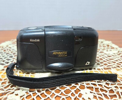 Kodak Advantix 3200 AF Film Camera w/Flash, Black, 25MM Untested (B2  HCC)