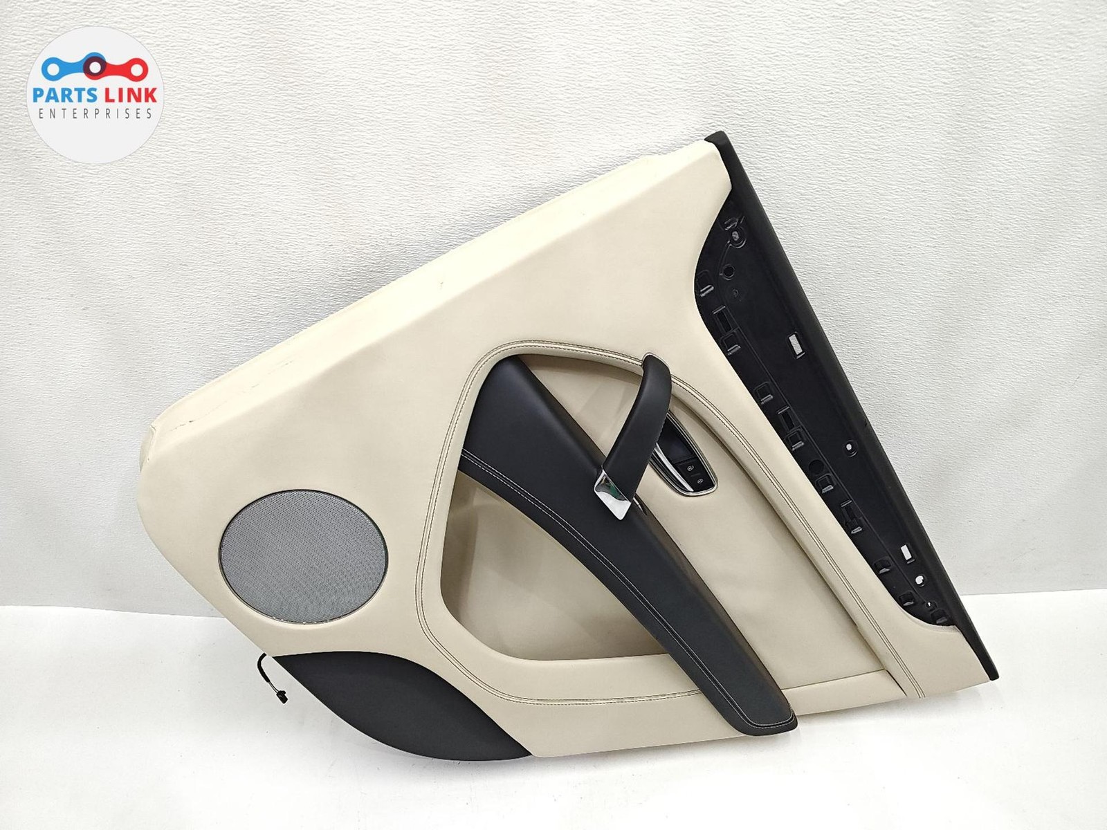 Bentley Bentayga Speed 2017-2020 Rear Right Side trim panel P/N 36A863982A