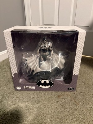 PURE ARTS PX SDCC 2024 Exclusive 1000 Piece 1/8 Black & White Batman Statue