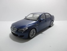 KYOSHO 1/18  BMW M5 SEDAN E60 BLUE 147604