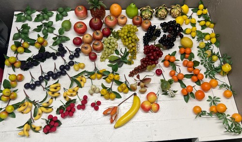 Huge Lot Vintage Faux Fake Decorative Fruit Vegetable Dexter LeeWards 80+ Pcs