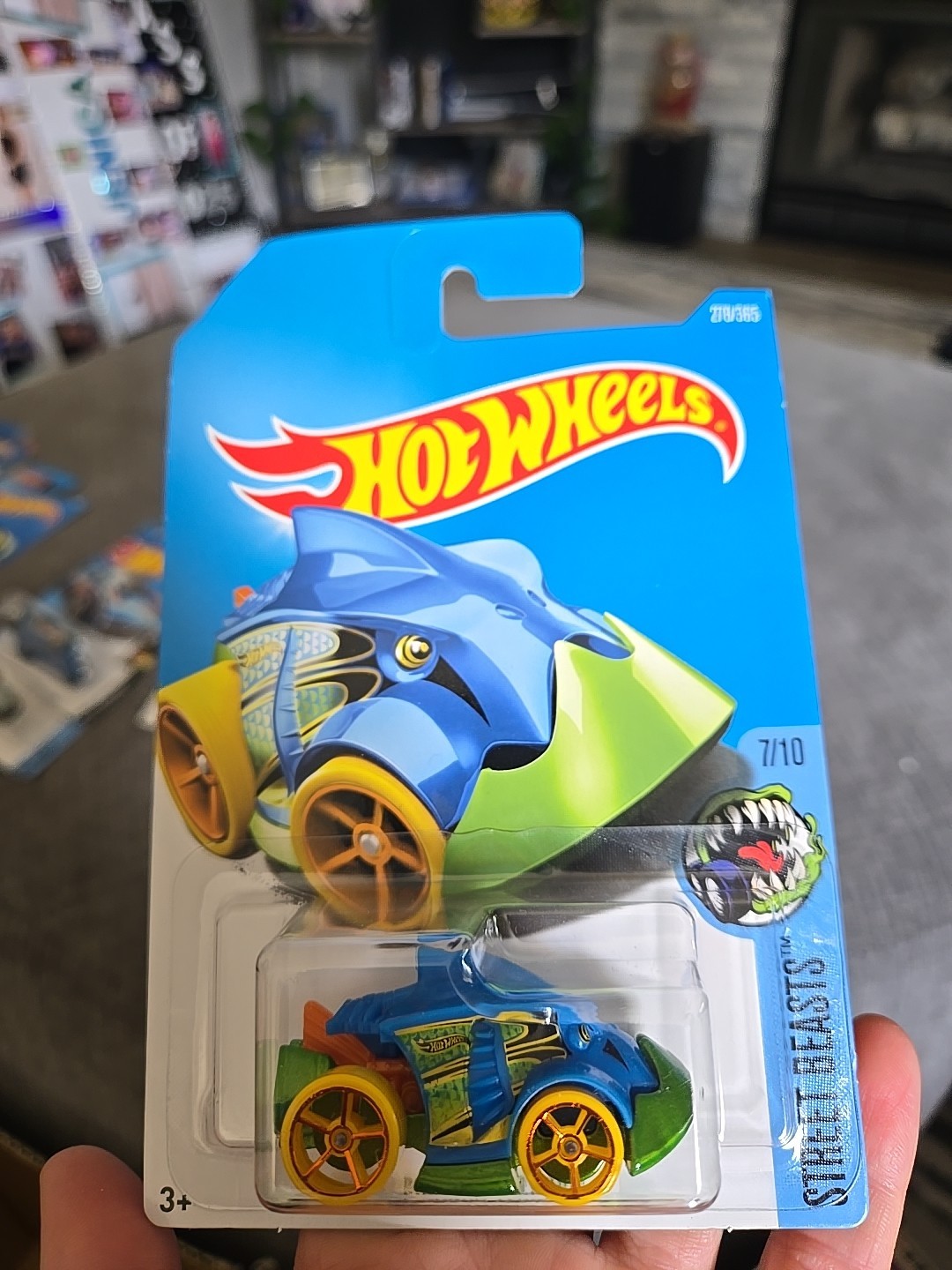 Hot Wheels Street Beasts 7/10 Piranha Terror 278/365 Blue