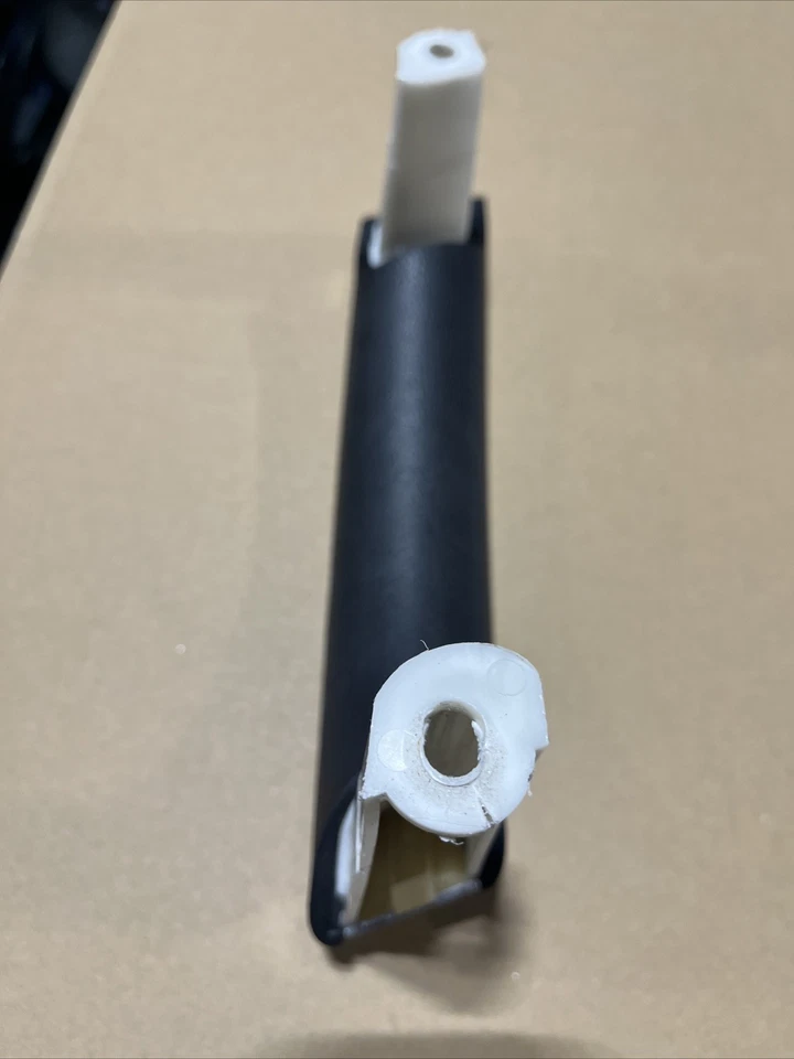 06 08 NISSAN 350Z CUPÉ DERECHA LADO PASAJERO PUERTA TIRADOR EMPUÑADURA OEM Z2 Foto 3 de 4