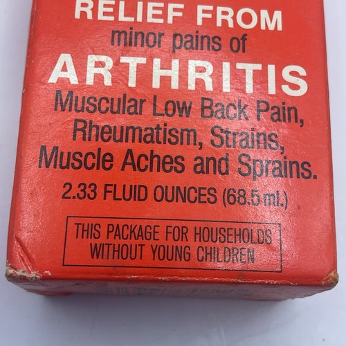 HEET Analgesic Liniment Arthritis VTG Glass Bottle Collectible Prop Nearly Empty - Picture 9 of 11