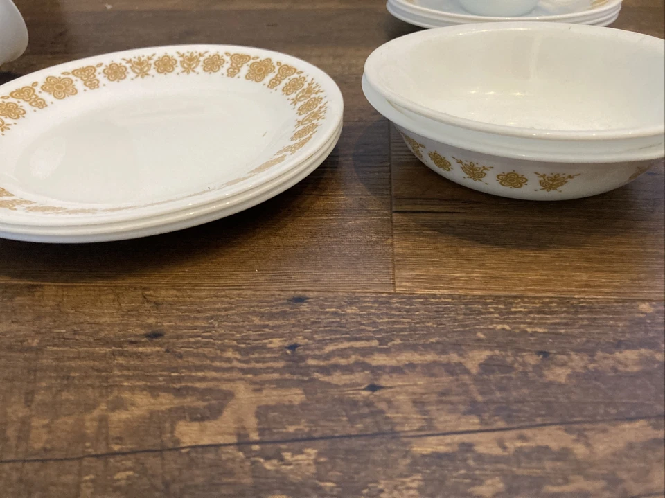 Лот из 14 предметов Corelle Butterfly Gold Corning пирекс тарелки чаши блюдца - Изображение 3 из 4