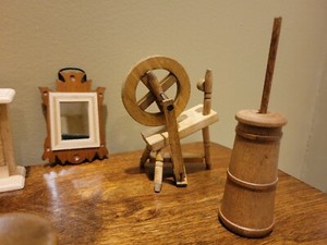 Vintage Dollhouse Furniture Lot of 9 with Shackman 1:12