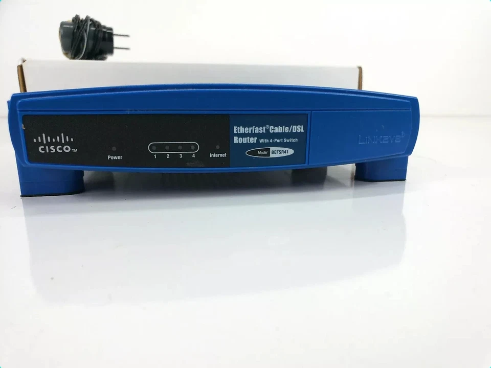 Linksys/Cisco Model BEFSR41 Etherfast Cable/DSL Router with 4-Port Switch - Image 2 of 4