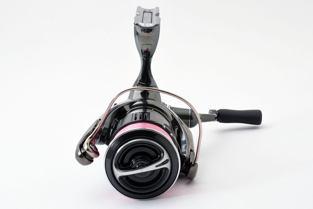 Shimano 22 STELLA C2000S Spinning Reel Mint From Japan #2135 Shimano 22 STELLA C2000S Spinning Reel Mint From Japan #2135
