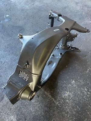 2006 Kawasaki Ninja Zx6r 636 Main Frame Chassis EZ REG Clean