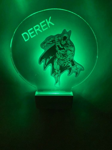 Batman Superheroes Night Light Personalized LED Plug In Dusk Dawn Sensor - Picture 5 of 12