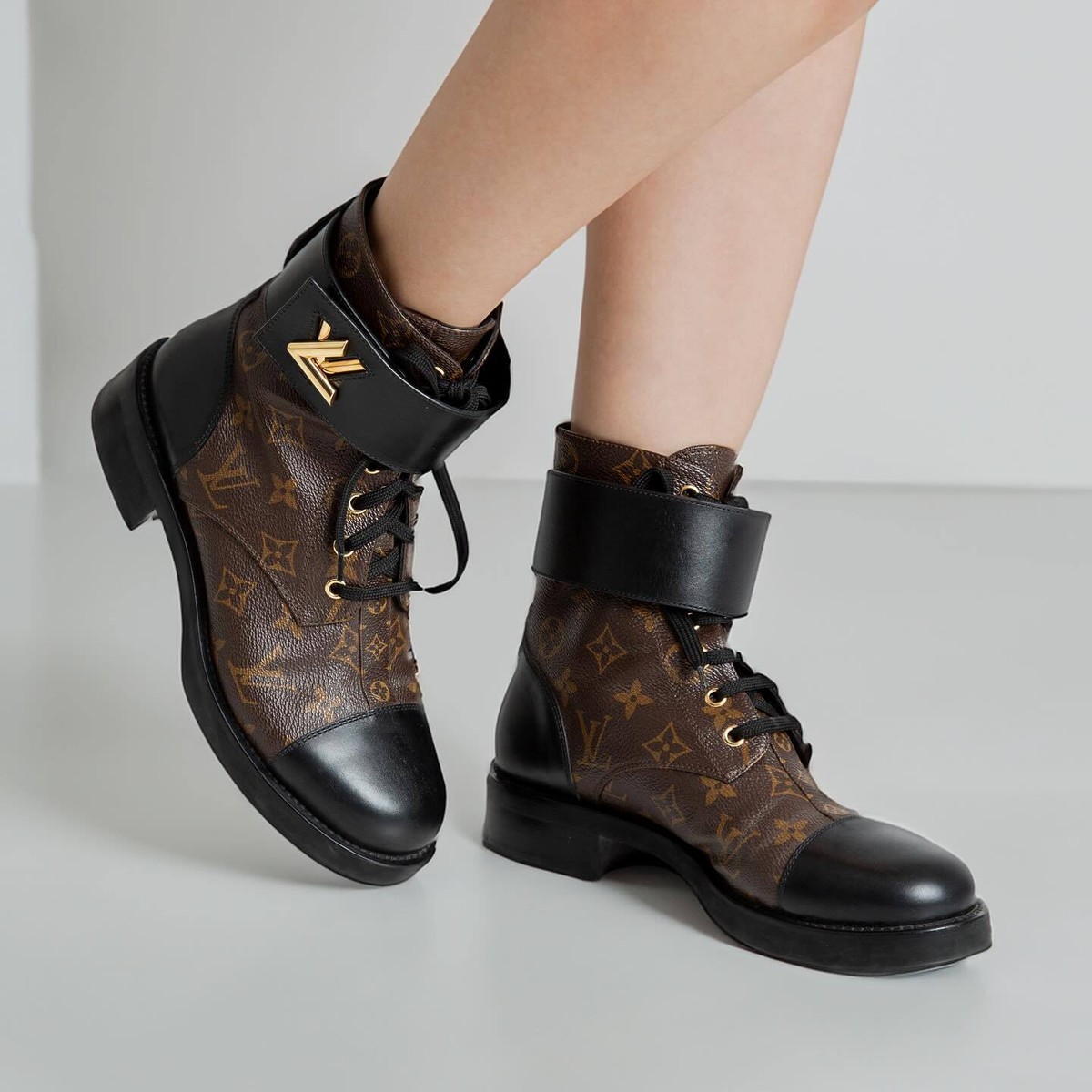 Louis Vuitton Wonderland Monogram Leather Ankle Boots 37.5 Louis Vuitton Wonderland Monogram Leather Ankle Boots 37.5