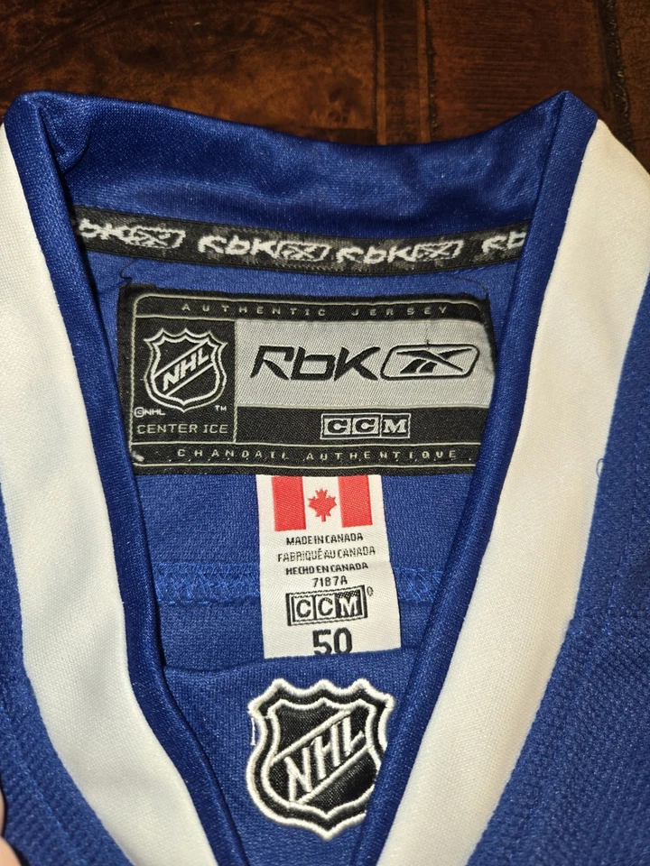 Reebok NHL VANCOUVER CANUCKS #14 Burrows Hockey Jersey Size 50 NWT - Image 2 of 4