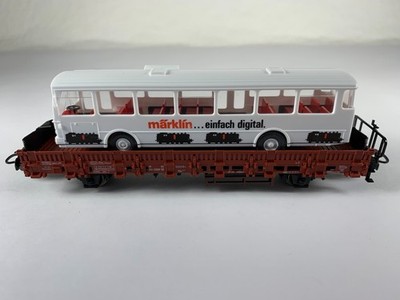 MARKLIN HO 4714, STAKE CAR with MERCEDES BUS, OB