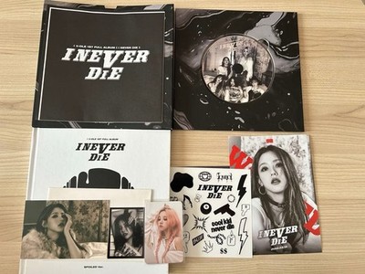 G I-DLE idle i never die spoiled - Comes with all accessories
