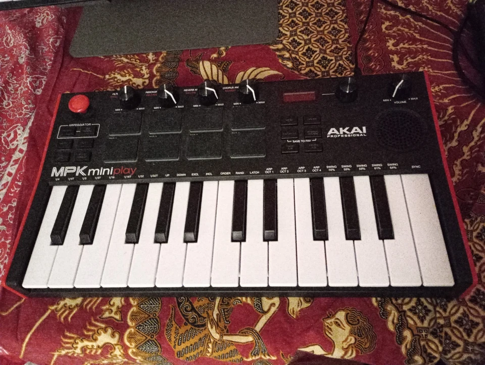akai mpk mini play