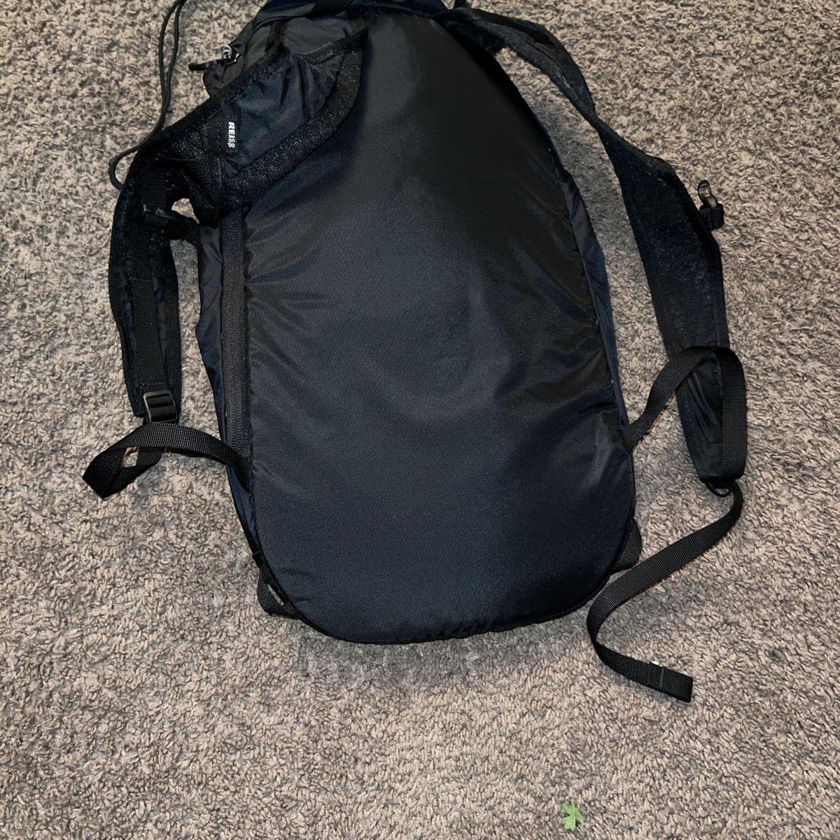 REI Co Op Flash 18 Black Backpack Lightweight Hiking Outdoor