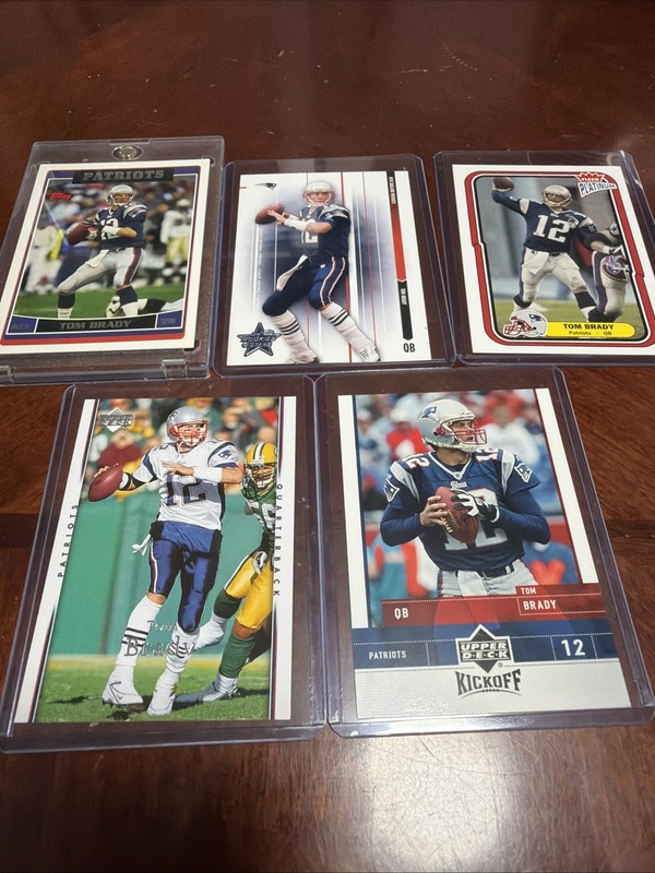 Lot 5 Of Hall Of Famer Tom Brady Football Cards