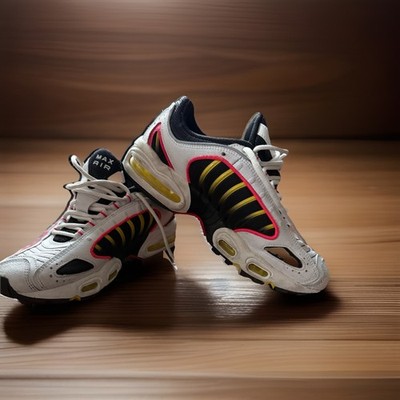 Size 8 - Nike Air Max Tailwind 4 Bright Crimson