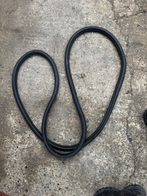 VW Sharan 7N Front Right Inner Door Seal Rubber 7N0867912