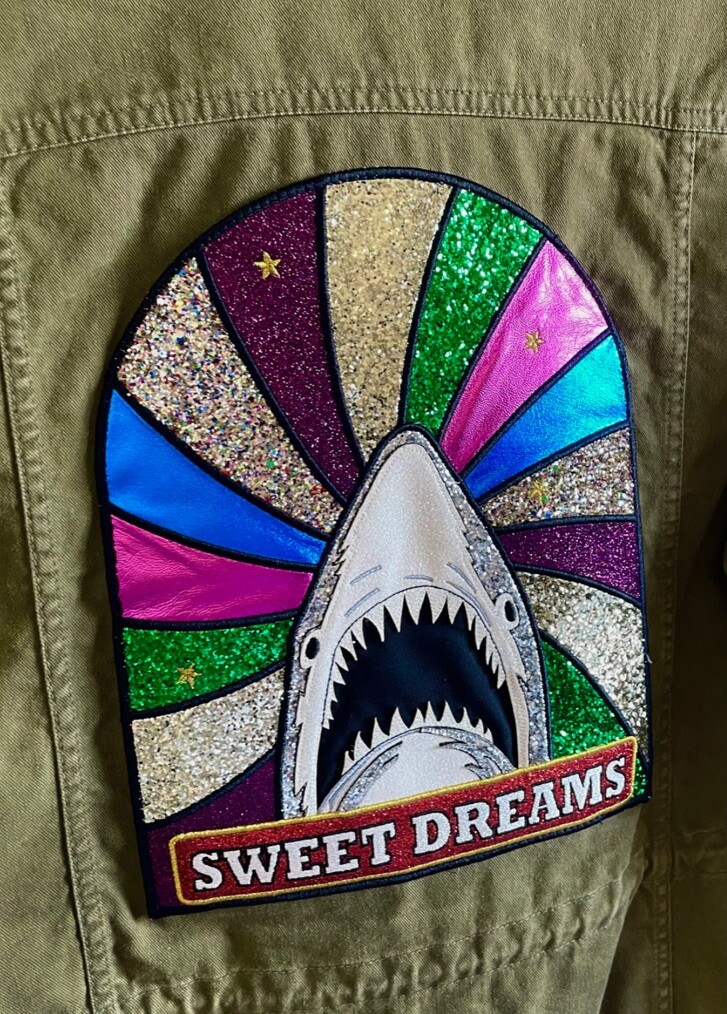 Giacca SAINT LAURENT verde dettaglio toppa squalo Sweet Dreams