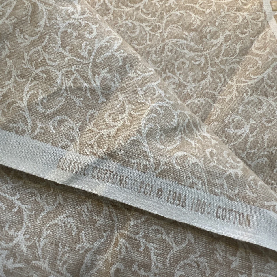 Classic Cottons Gold Swirl Cotton Fabric 1 7/8 Yards Spiral Vine 1998 Vintage - Image 3 of 4