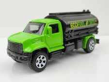 2010 Matchbox Service Center MBX Tanker Utility Truck (Green Ecofuel Intl) LOOSE