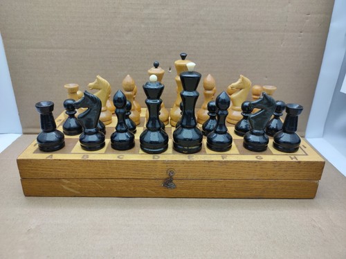 RARE Vintage Soviet Wooden Chess Set, USSR Chess Set Vintage Folding Board 35x35 - Picture 3 of 18