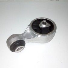 SUPPORTO MOTORE ANTERIORE SUPERIORE RENAULT MEGANE II DCI PER 8200355673