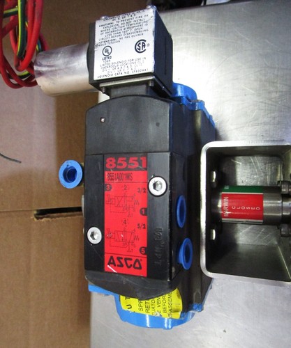 Marwin UT Series Ut-1-SR-05 Pneumatic Actuator w/ Solenoid Used Take Out / i7 - Picture 11 of 18