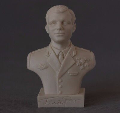 danila-souvenirs Soviet Russian USSR Astronaut Yuri Gagarin Marble Bust Statue Sculpture 4.8 White