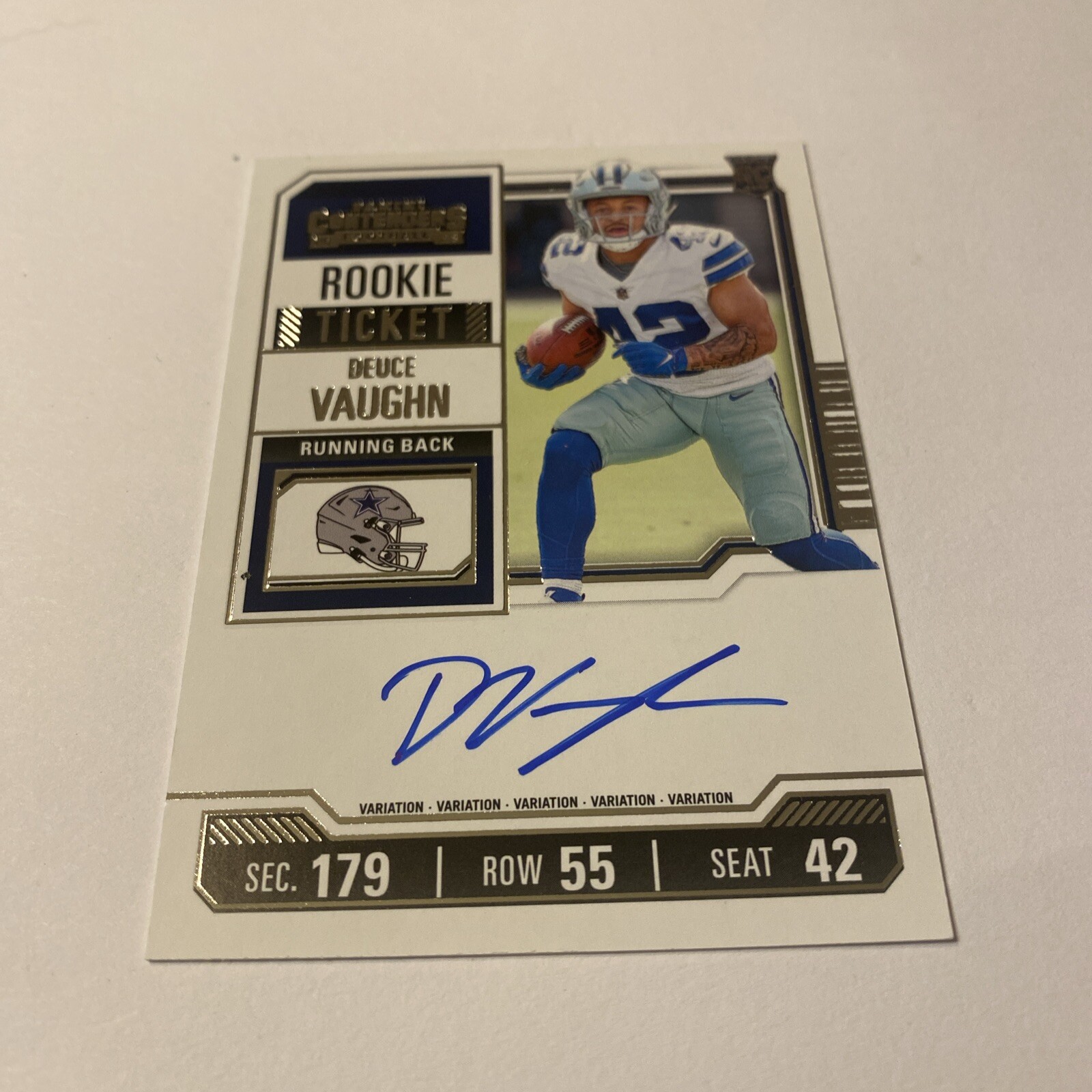 2023 Contenders Deuce Vaughn Rookie Ticket On-Card Auto RC COWBOYS Variation