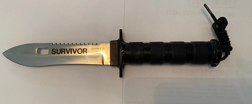 Cuchillo sobreviviente vintage con funda y afilador Foto 4 de 4