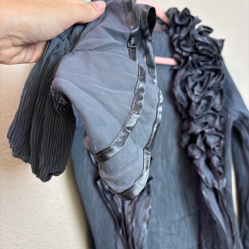 Plumero Pretty Angel Gris Volantes Mezcla Seda Dramático Romántico Gótico Mujeres L Foto 4 de 4